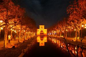 Christmas Garden wird Pelikan-Pate